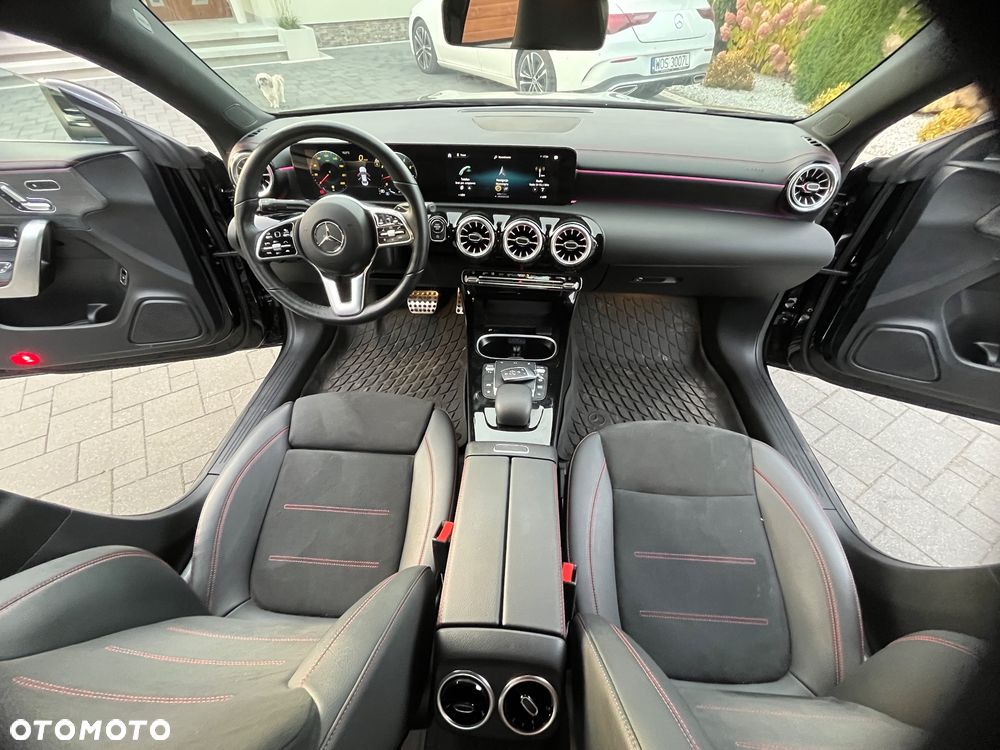 Mercedes-Benz CLA - 9