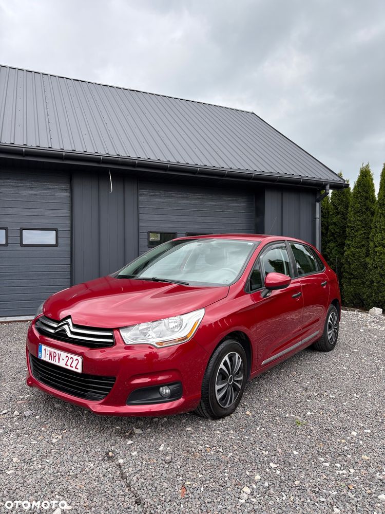 Citroën C4 1.4 16V Style - 1