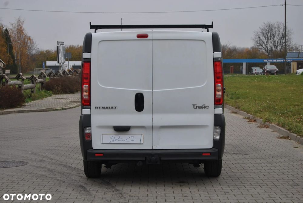 Renault Trafic - 15