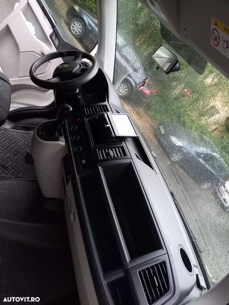 Volkswagen Transporter Sasiu CD T6 2.0 TDI LR 4M DSG - 11