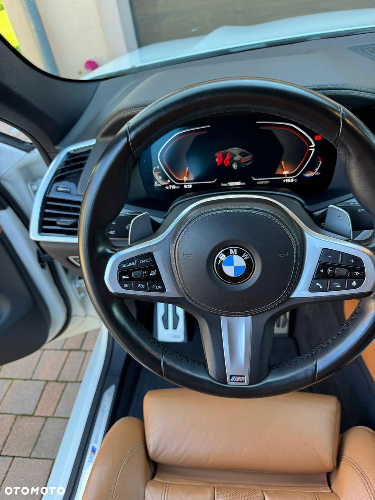 BMW X6 - 24
