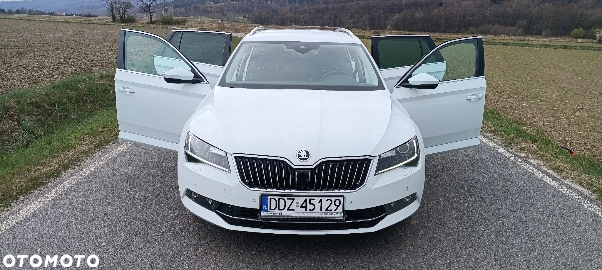 Skoda Superb Combi 2.0 TDI 4x4 DSG L&K - 13