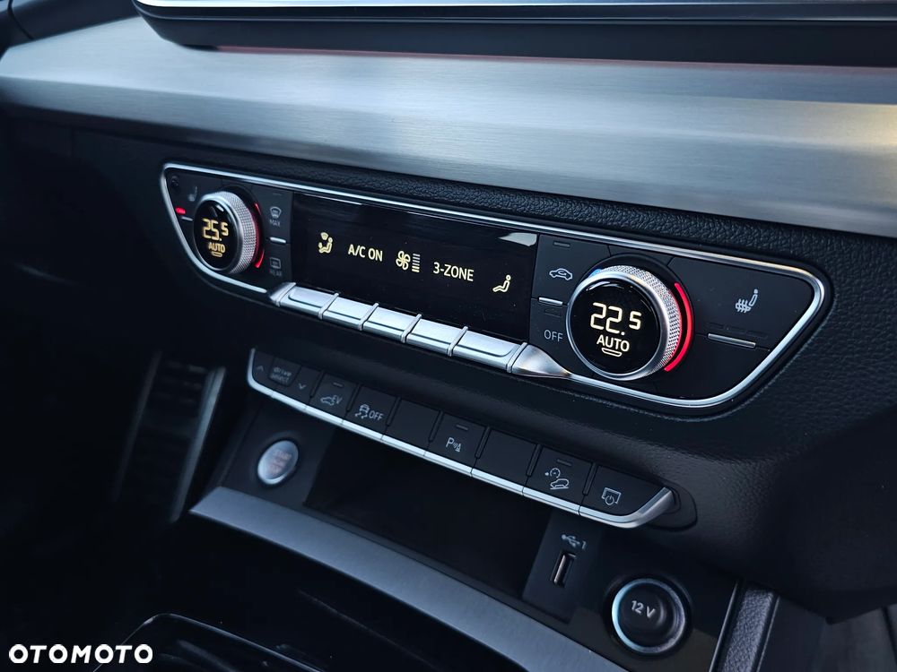 Audi Q5 55 TFSI e Quattro S Line S tronic - 29