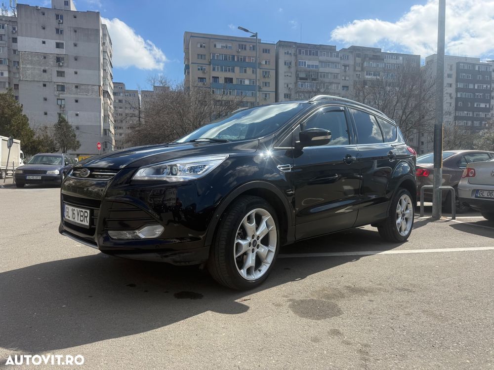 Ford Kuga 2.0 TDCi Powershift 4WD Titanium - 3