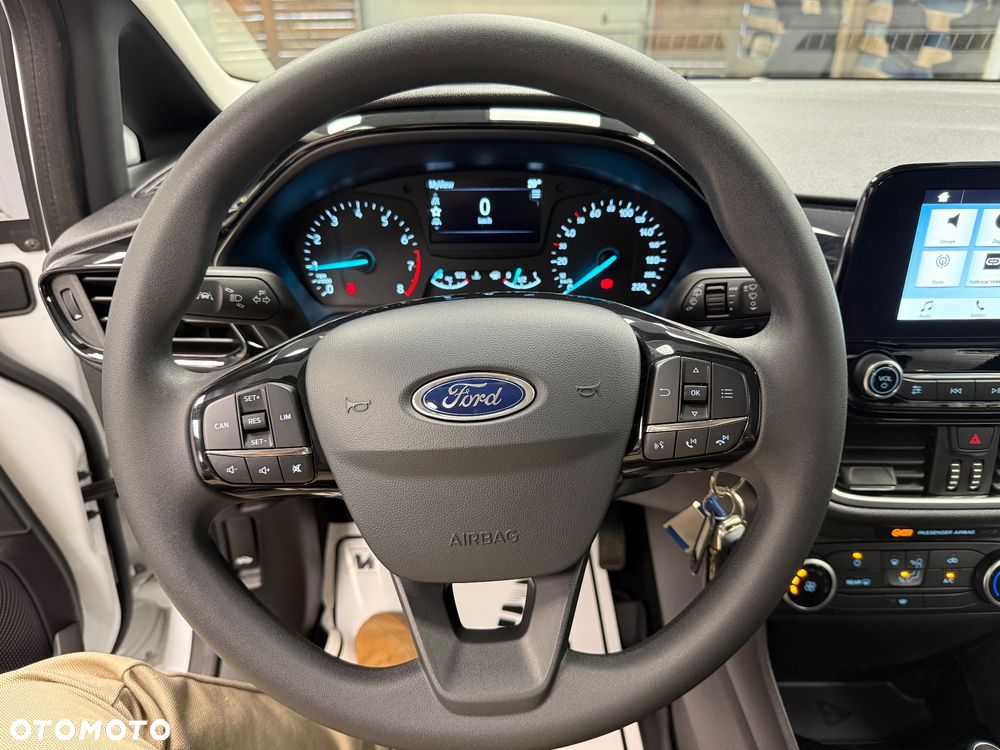 Ford Fiesta - 11
