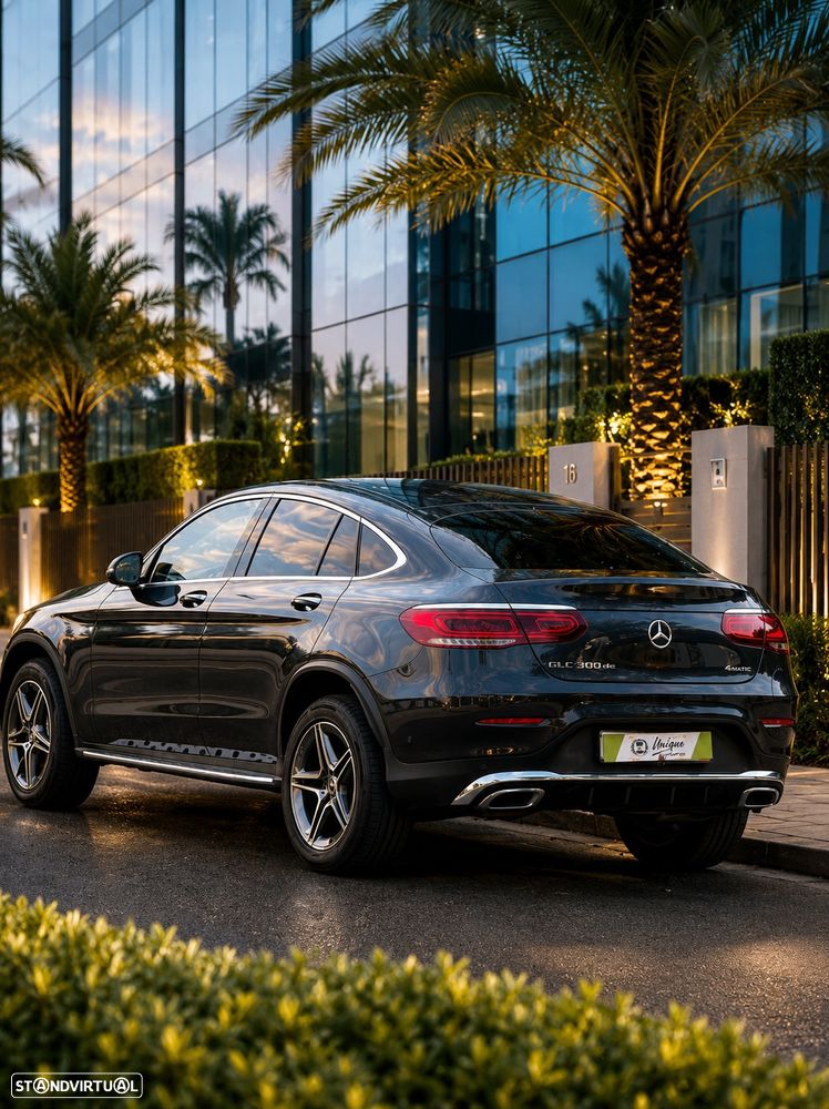 Mercedes-Benz GLC 300 de Coupe 4Matic 9G-TRONIC AMG Line - 1
