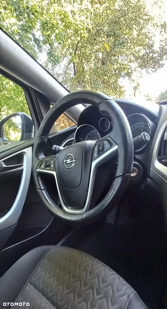 Opel Astra - 16
