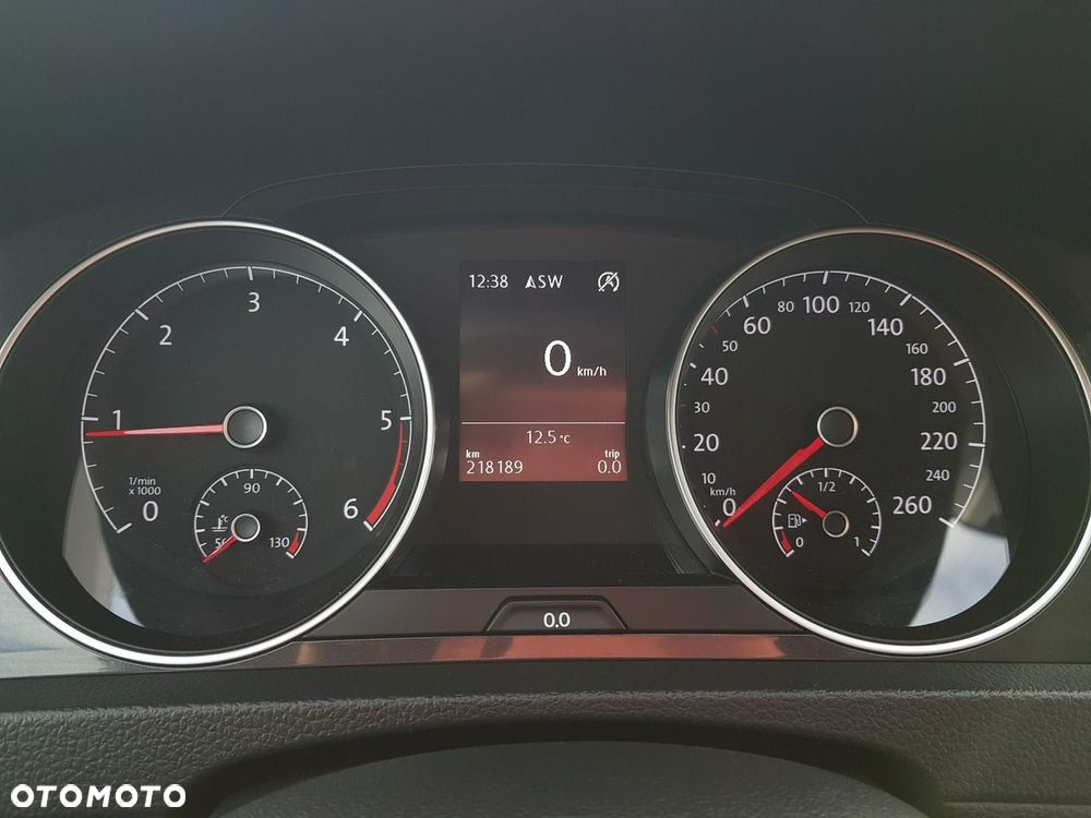 Volkswagen Golf Variant 2.0 TDI 4Motion (BlueMotion Tech) Highline - 20