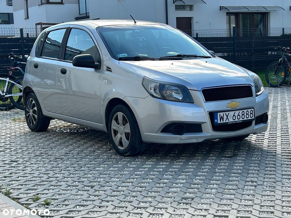 Chevrolet Aveo 1.2 16V Base / Classic - 3
