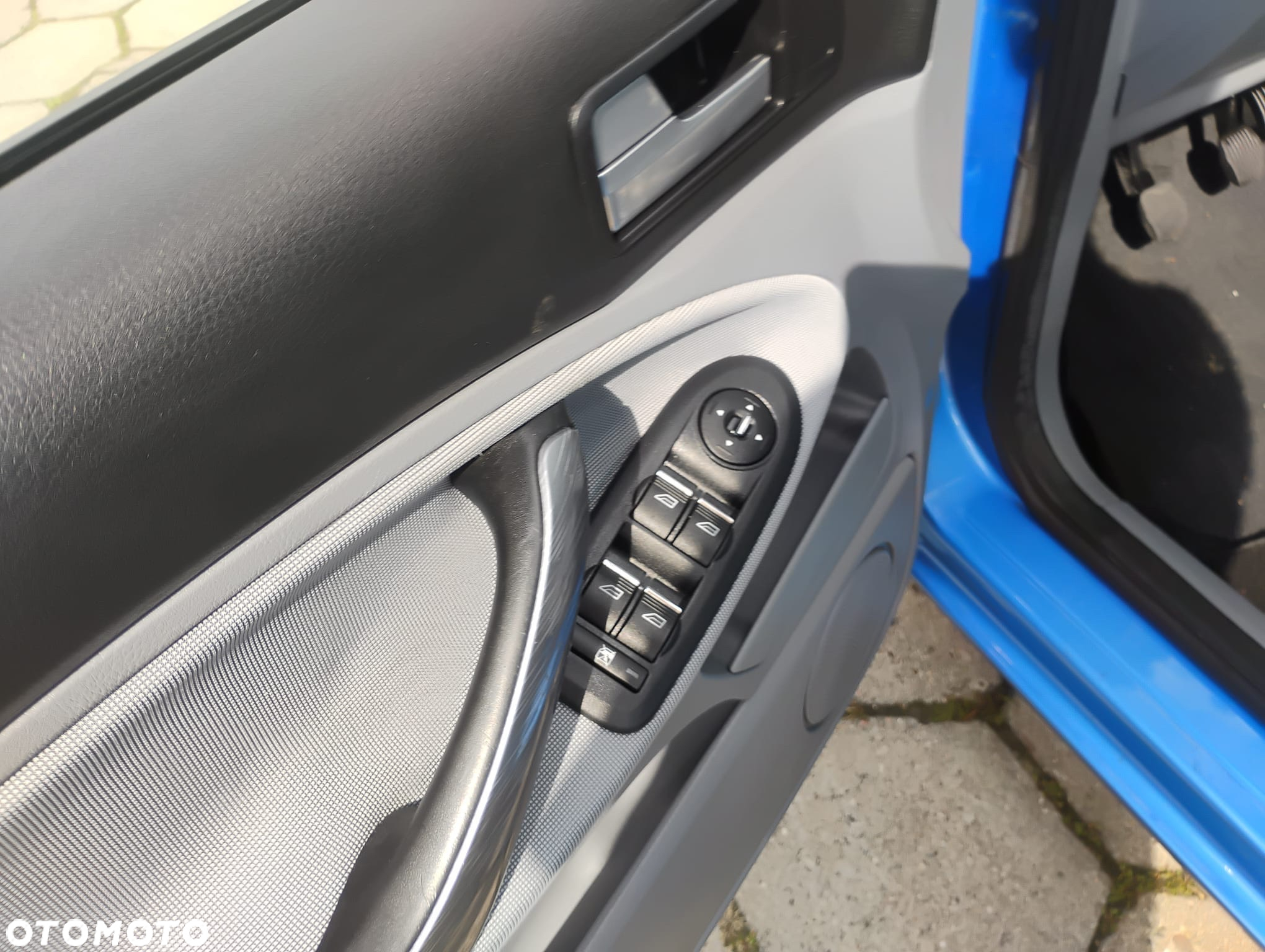 Ford C-MAX 1.8 Platinium X - 17
