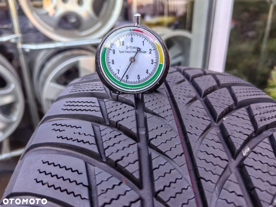 215/65R17 99H Bridgestone Blizzak LM 001 para zima PZ28 - 3