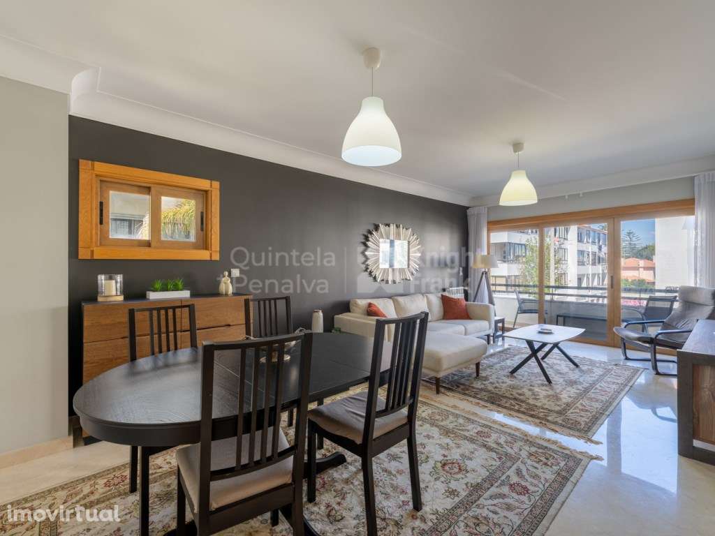 Apartamento T2 com garagem, para arrendar mobilado em Cascais - Grande imagem: 4/27