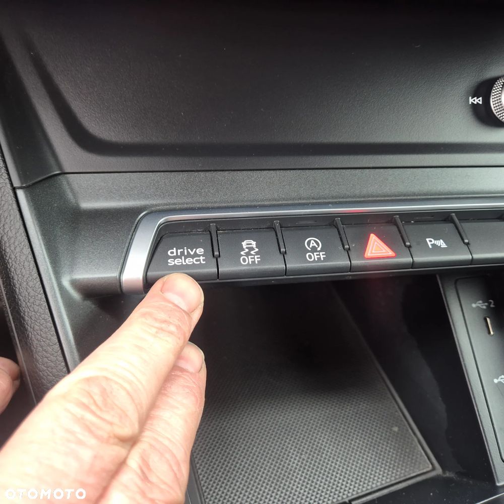 Audi Q3 Sportback 35 TDI S tronic S line - 9