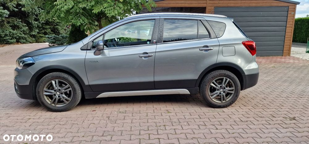 Suzuki SX4 S-Cross 1.4 T Premium 4WD - 34
