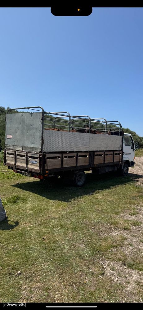 Nissan Cabstar 3.0 TD 110.35/2 L CD - 4