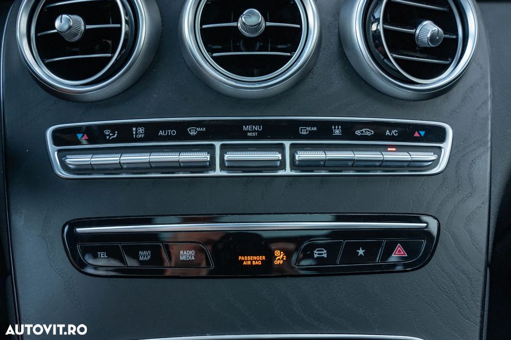Mercedes-Benz GLC 300 e 4Matic 9G-TRONIC - 23