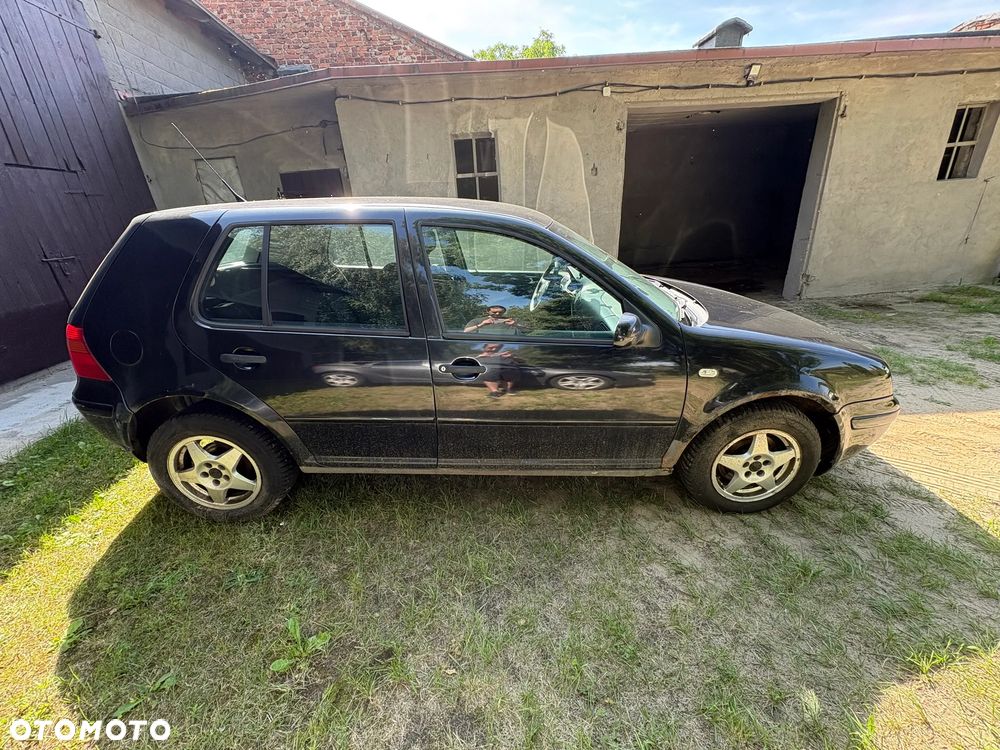 Volkswagen Golf 1.9 TDI Basis - 3