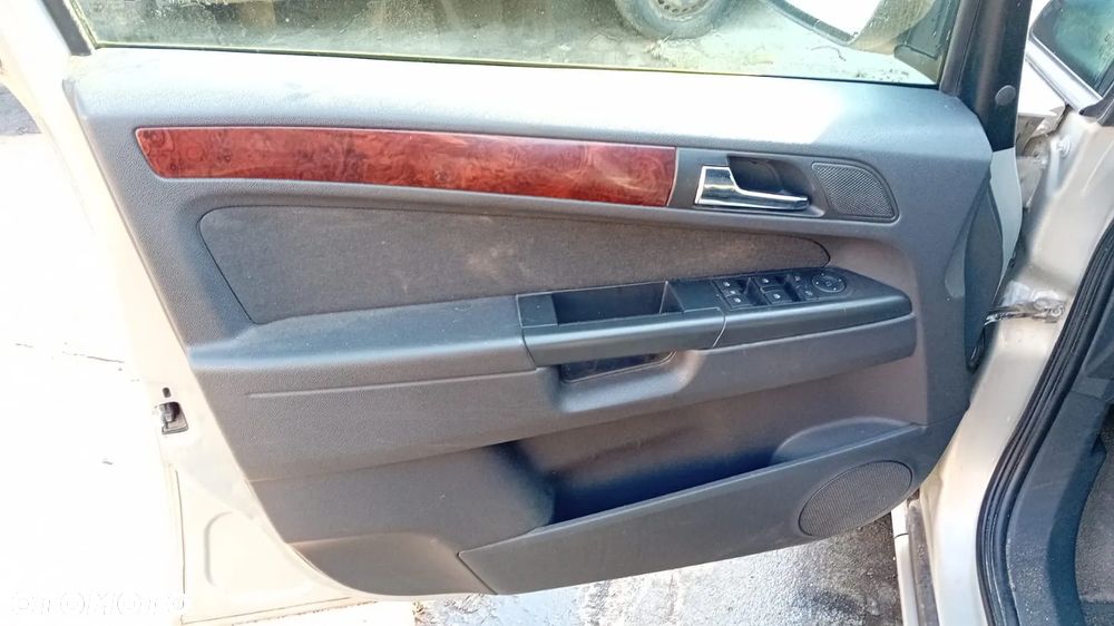 Tylko Części Opel Zafira B II 1.9 cdti 120KM 88kW 05-08r Lakier Z167 1RU - 7