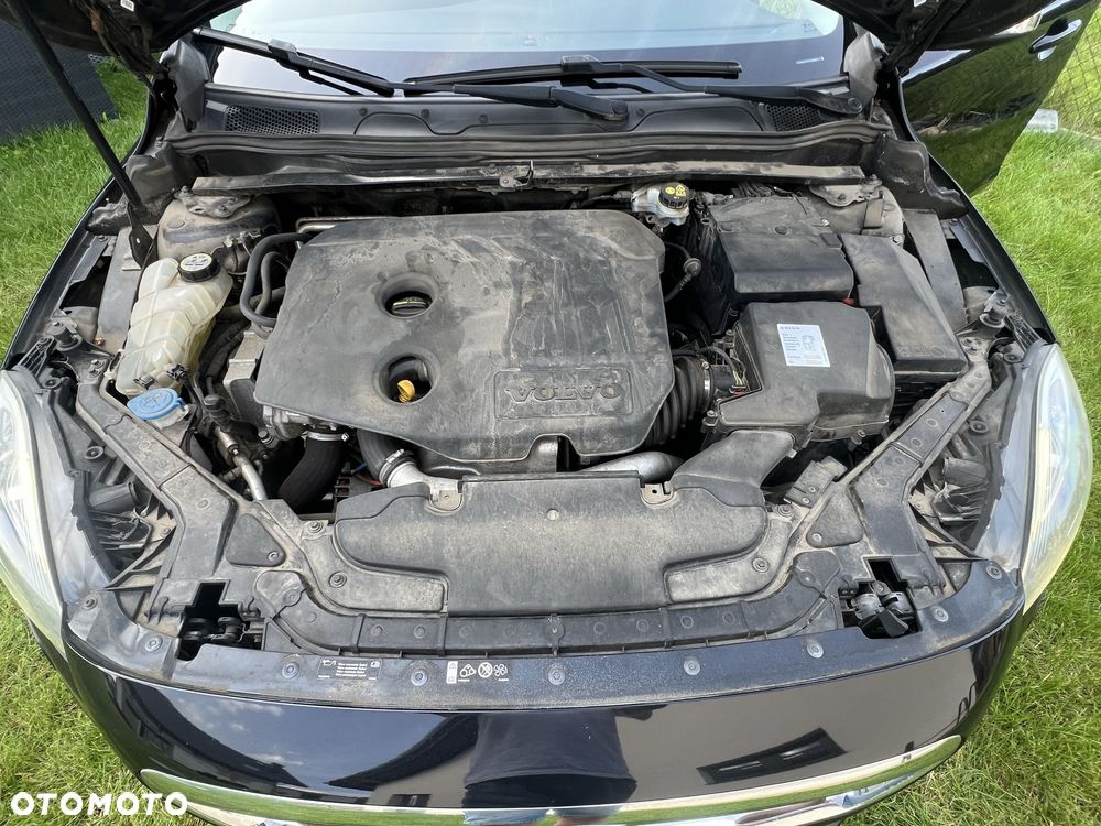 Volvo V40 - 8