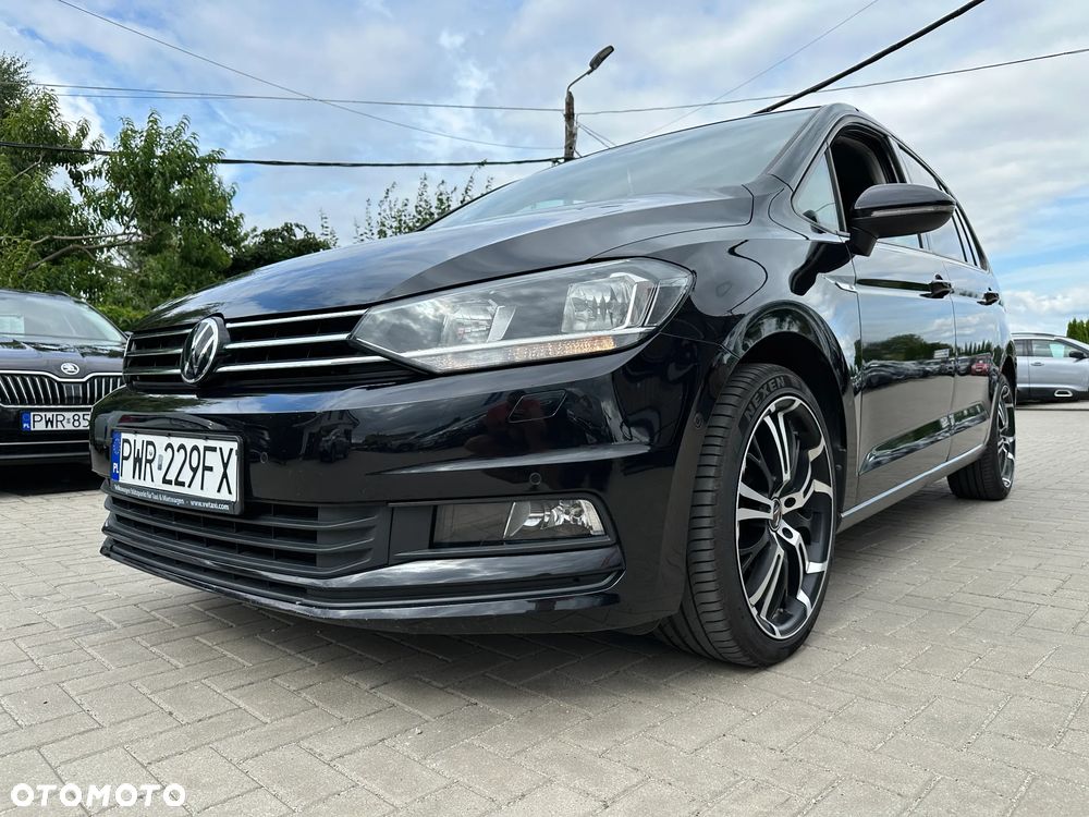 Volkswagen Touran - 33