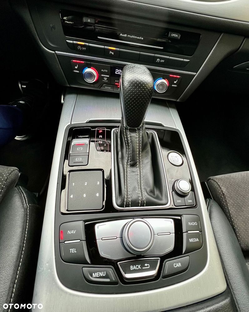 Audi A6 Avant 2.0 TDI Ultra S tronic - 31