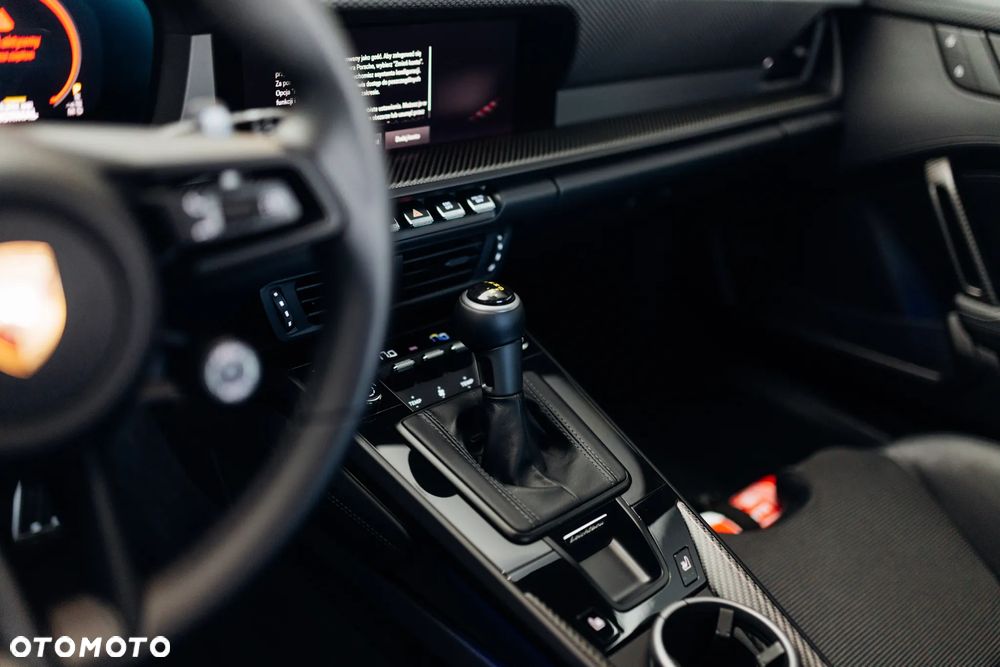 Porsche 911 GT3 Touring PDK - 22