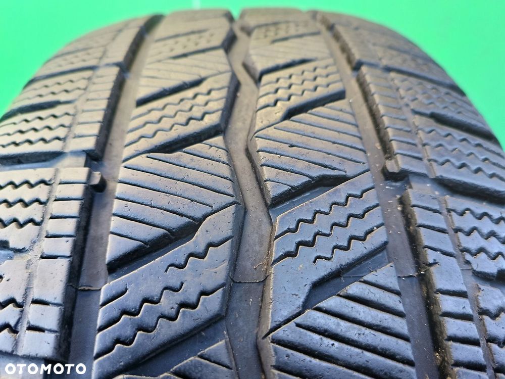 HANKOOK WINTER I CEPT LV 225/55/17 C, 1 szt 2021 r 7,8 mm - 1