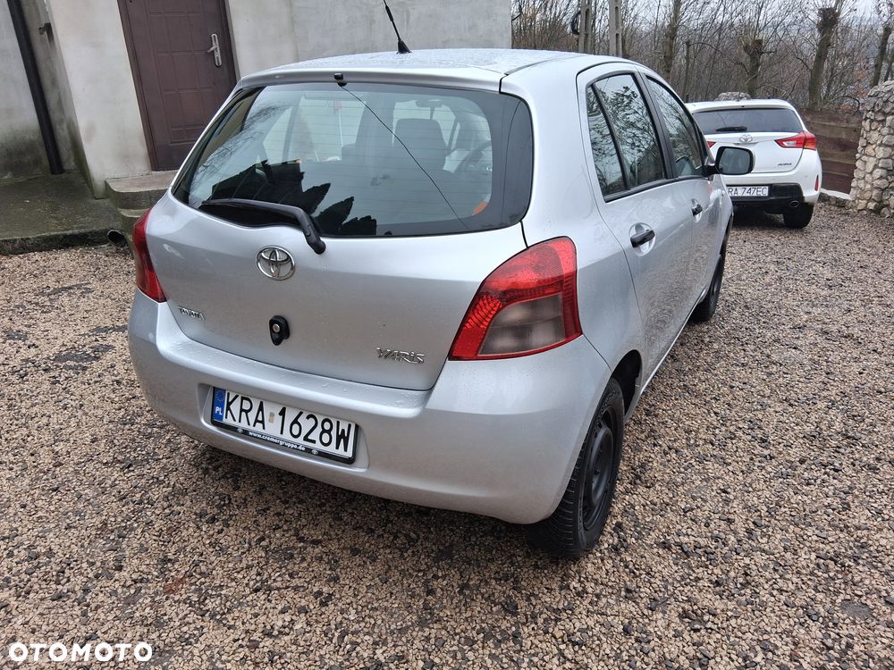 Toyota Yaris 1.0 Luna A/C - 7