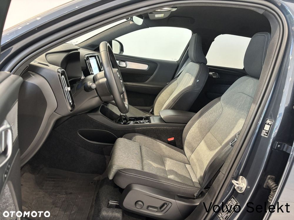 Volvo XC 40 - 23