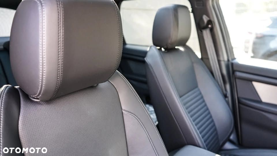 Land Rover Discovery Sport 2.0 D200 mHEV Dynamic SE - 5