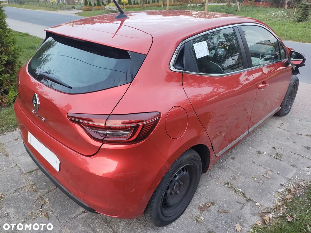Renault Clio - 6