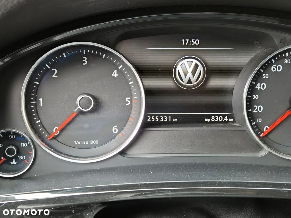 Volkswagen Touareg 3.0 V6 TDI BMT - 12