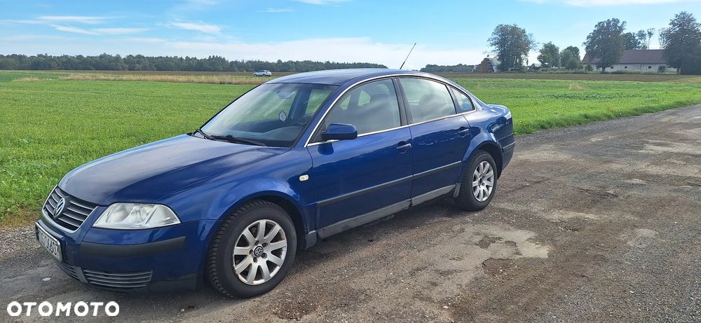 Volkswagen Passat 2000 photo 2