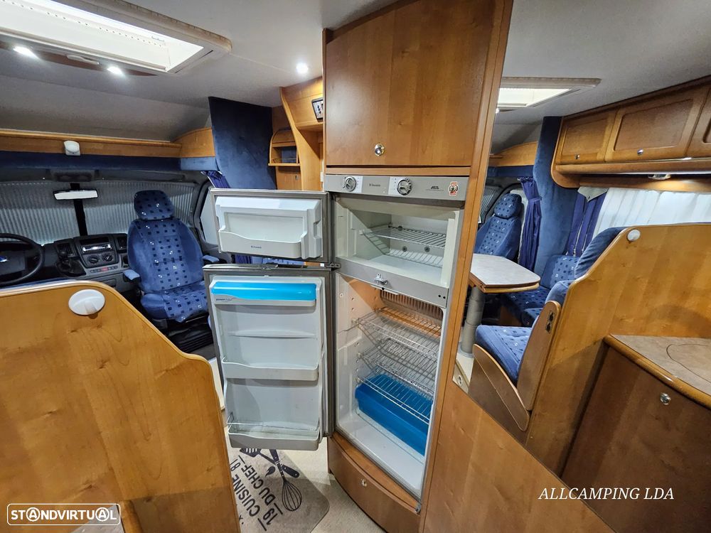 Rapido Le Randonneur Rápido 783F CAMA TRANSVERSAL - 45