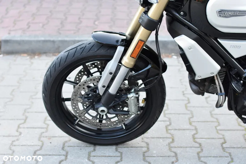 Ducati Scrambler - 27