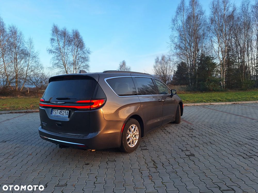 Chrysler Pacifica - 15