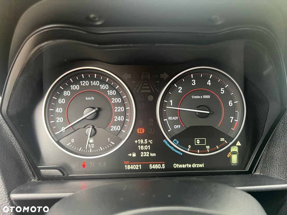 BMW Seria 1 116i Sport Line - 28