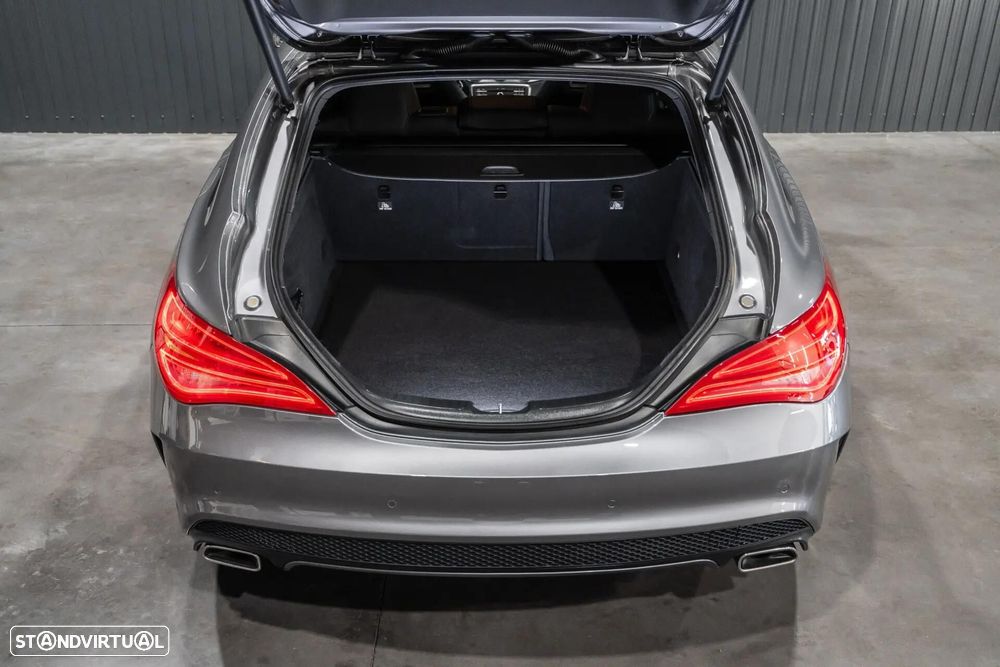 Mercedes-Benz CLA 220 d Shooting Brake AMG Line Aut. - 53