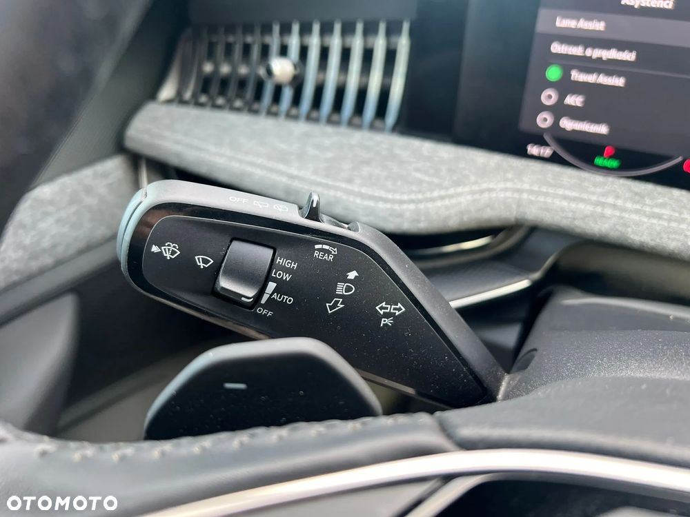 Skoda Superb 1.5 TSI mHEV Selection DSG - 20