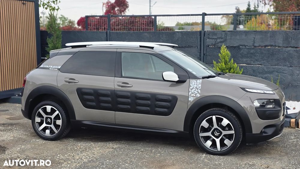 Citroën C4 Cactus Pure Tech 110 Stop&Start Rip Curl - 3