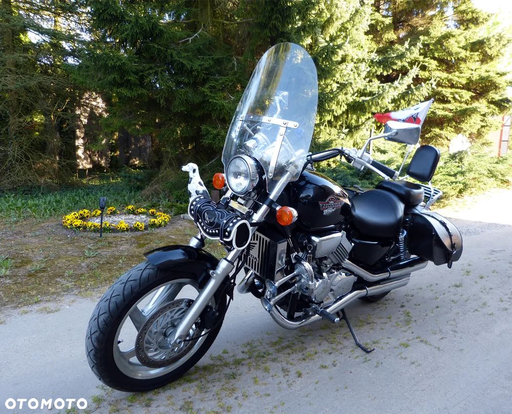 Honda VF - 9