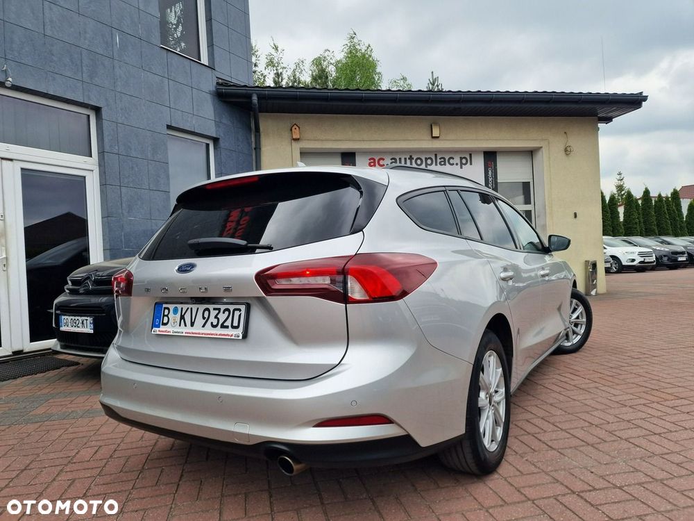 Ford Focus 1.5 EcoBlue Start-Stopp-System COOL&CONNECT - 17