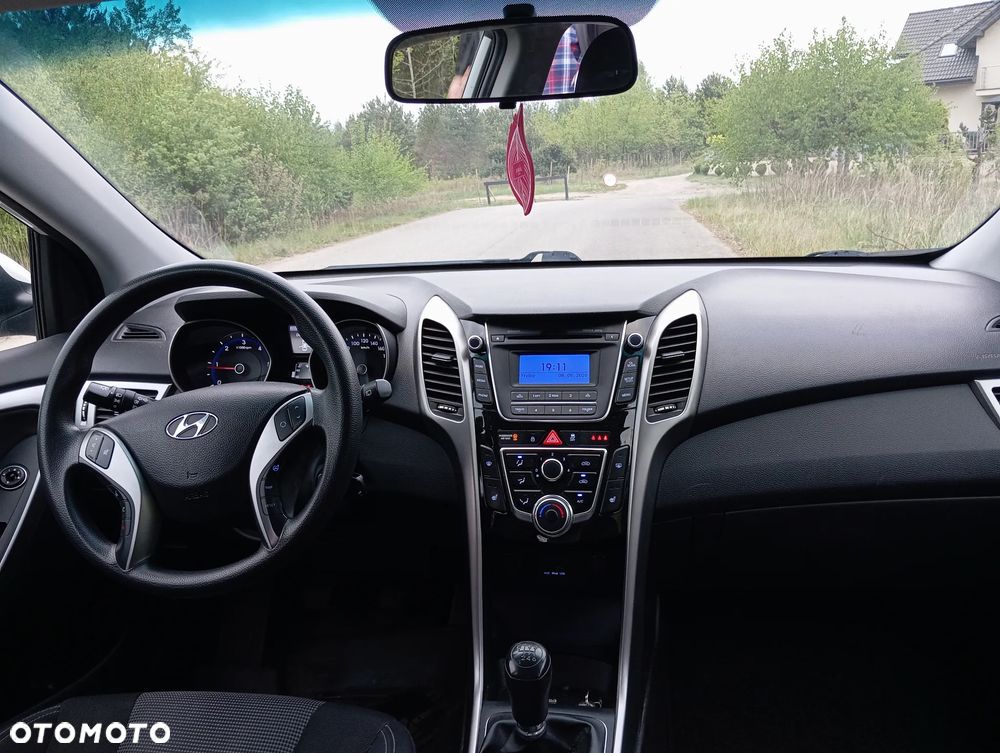 Hyundai i30 blue 1.6 CRDi Classic - 8