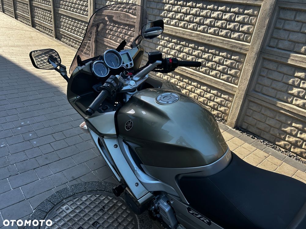 Yamaha FJR - 22
