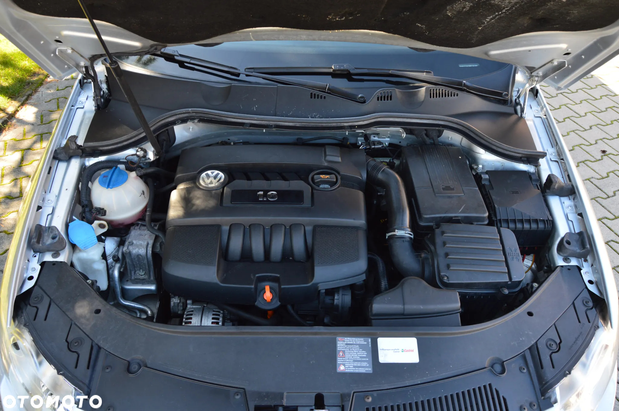 Volkswagen Passat 1.6 Trendline - 33
