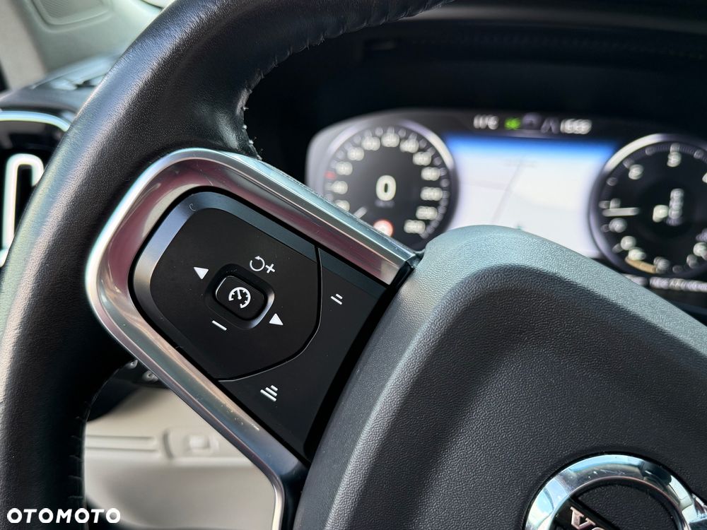Volvo XC 40 D3 Momentum Pro - 15