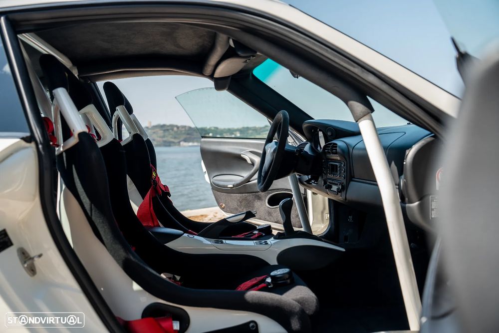 Porsche 911 (996) GT3 RS - 27