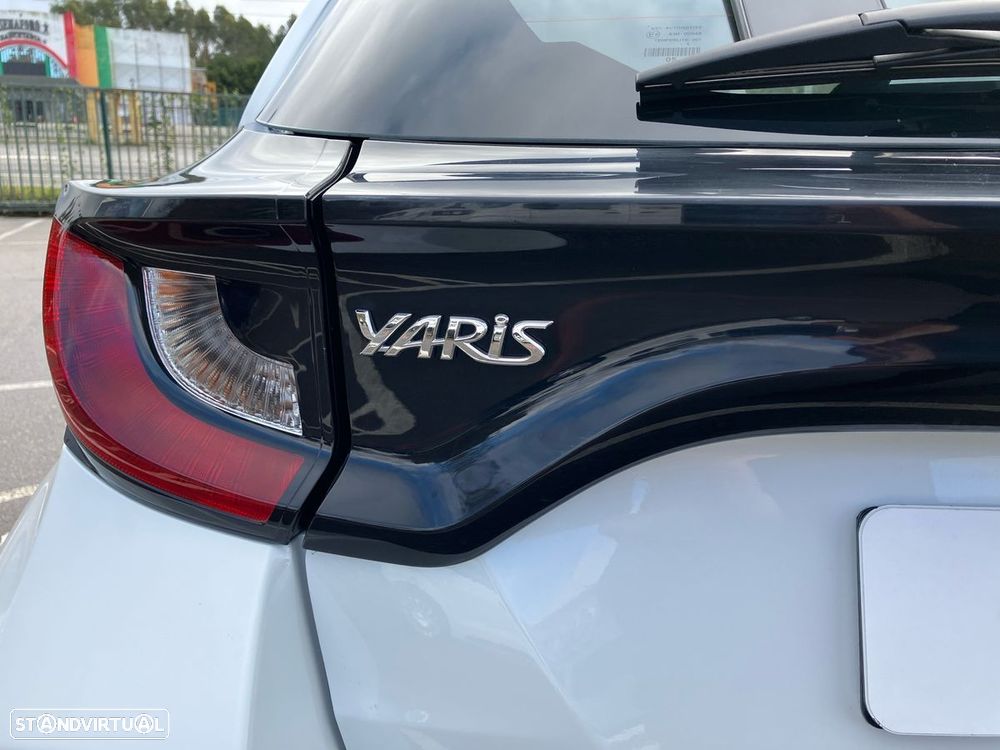 Toyota Yaris 1.5 HDF Comfort Plus - 25