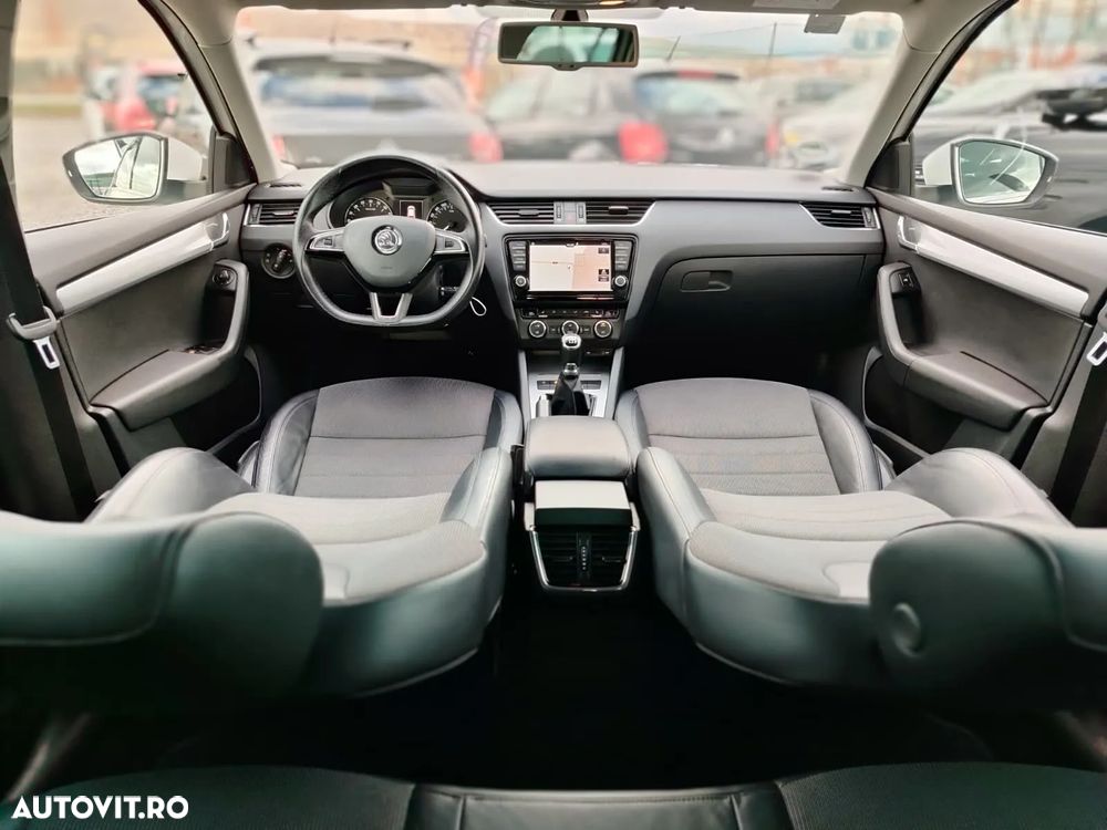 Skoda Octavia Combi 2.0 TDI Tour - 7