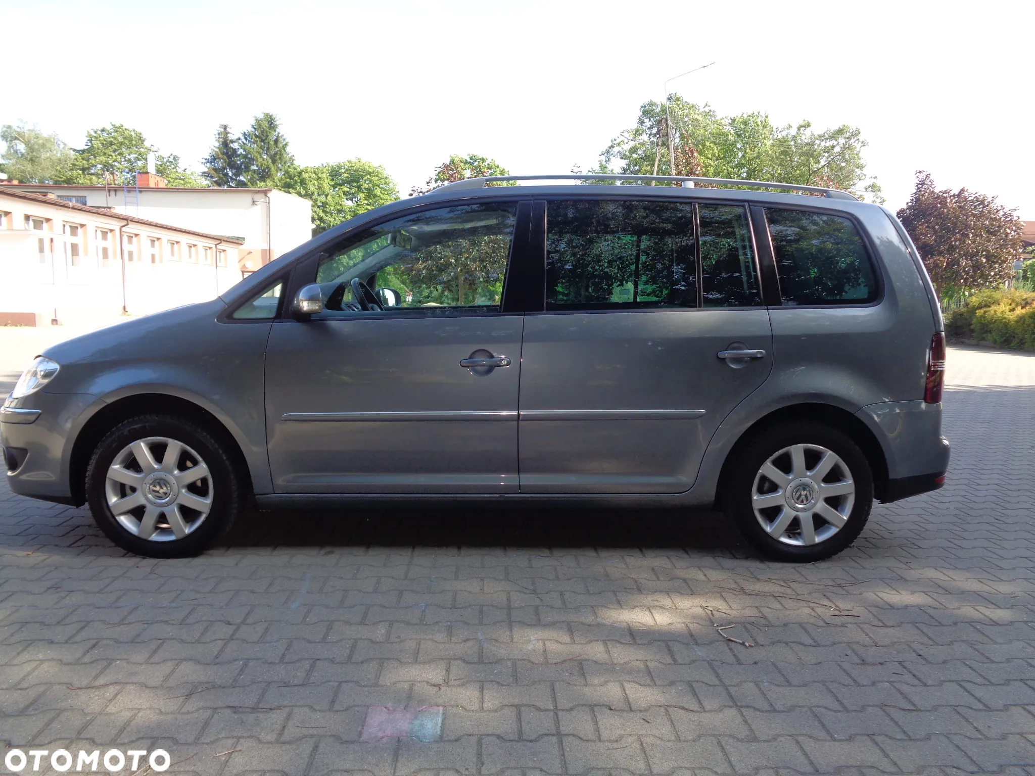 Volkswagen Touran 1.4 TSI Comfortline - 7